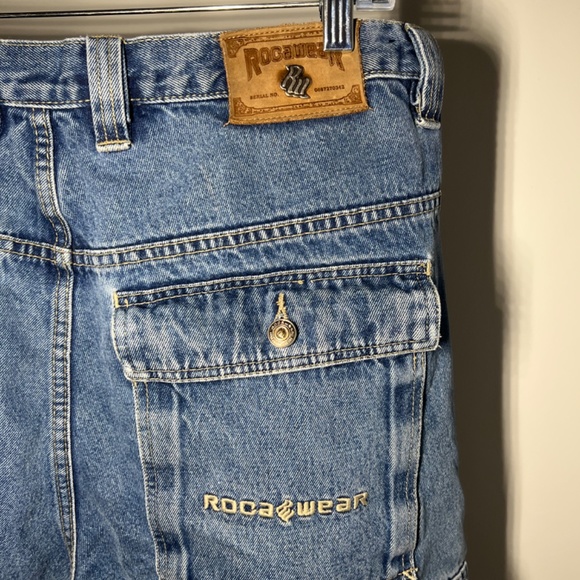 Vintage Y2K Rocawear Heavyweight Cargo Jorts Size 38 - Picture 6 of 6